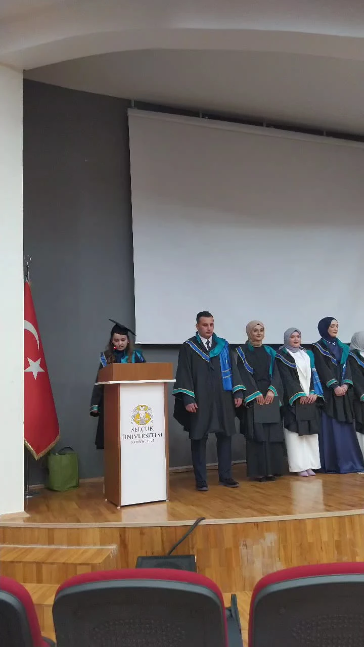 Fars Dili ve Edebiyatı Bölümü Mezuniyet Töreni